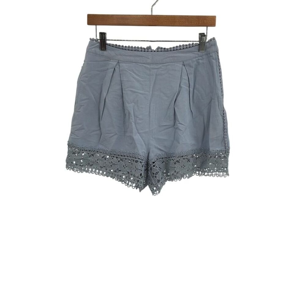 Rahi Women Lace-Trim Pleated Shorts Blue S